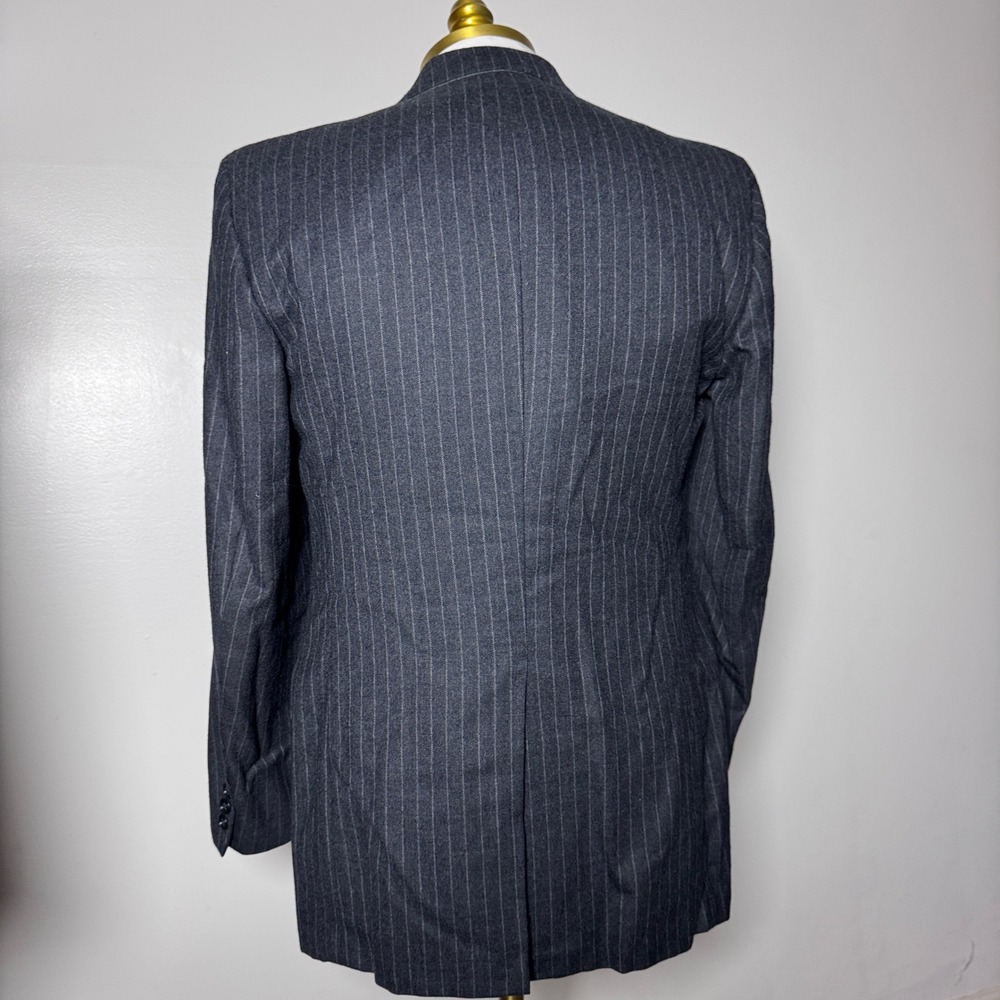 Gentlemen's Wear House 3-Piece Suit Mens 40R W33 Gray Pinstripe Wool USA Made - Picture 4 of 8